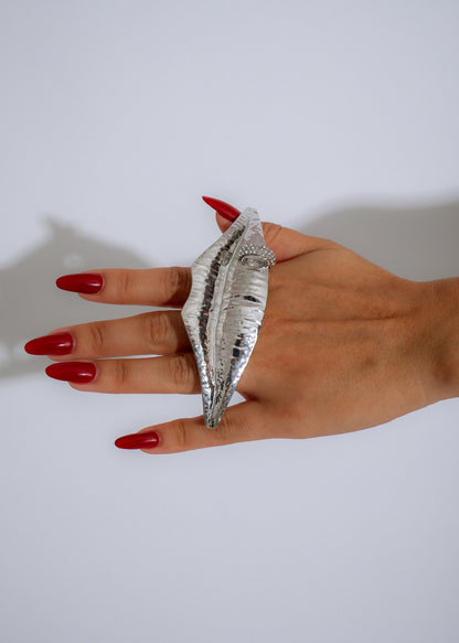 Solaris Lips Statement Ring Silver