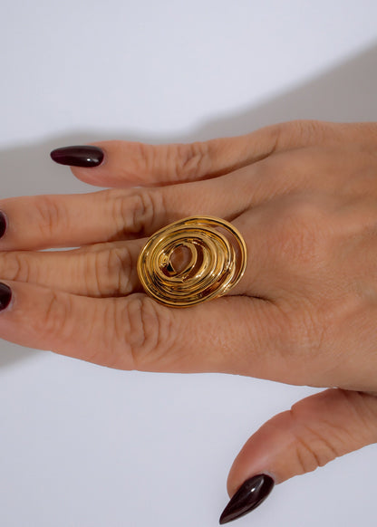 Orbit Twist Ring Gold