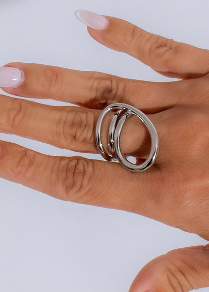 Modern Twist Ring Silver