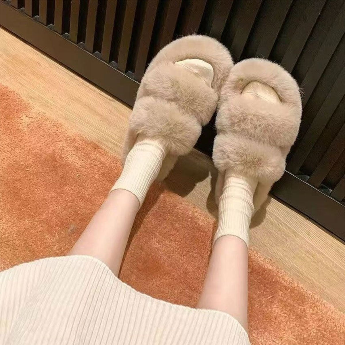 Ladies Furniture Furry Thick-soled Slippers